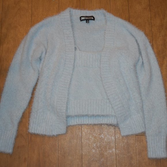 Sweet&sinful Blue Fuzzy Crop Tank Top & Sweater XS - Picture 9 of 9